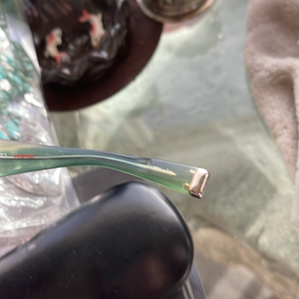 OLIVER PEOPLES SUNGLASSES - Picture 7 of 8